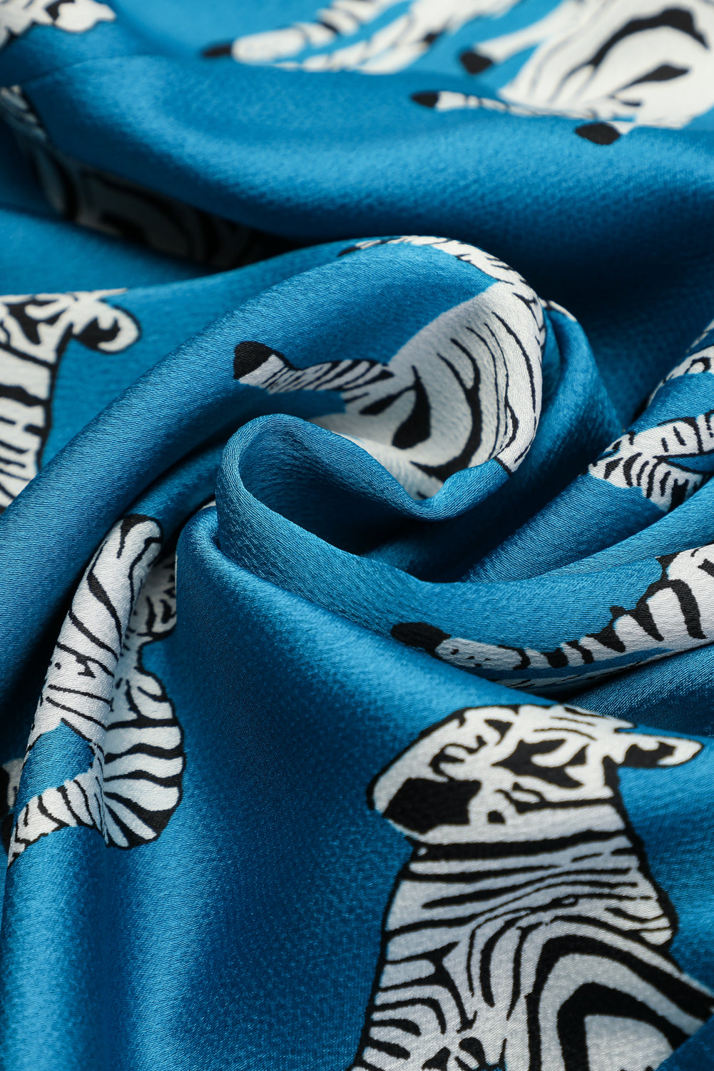Lively Tiger Print Casual Sweatshirt