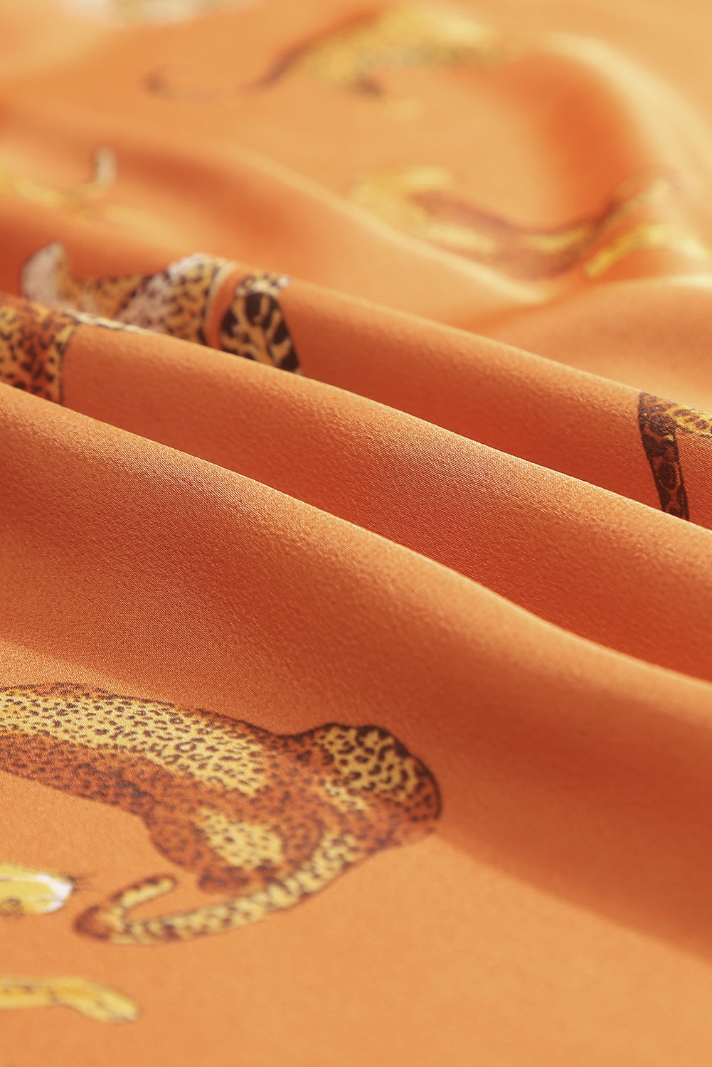 Lively Tiger Print Casual Sweatshirt
