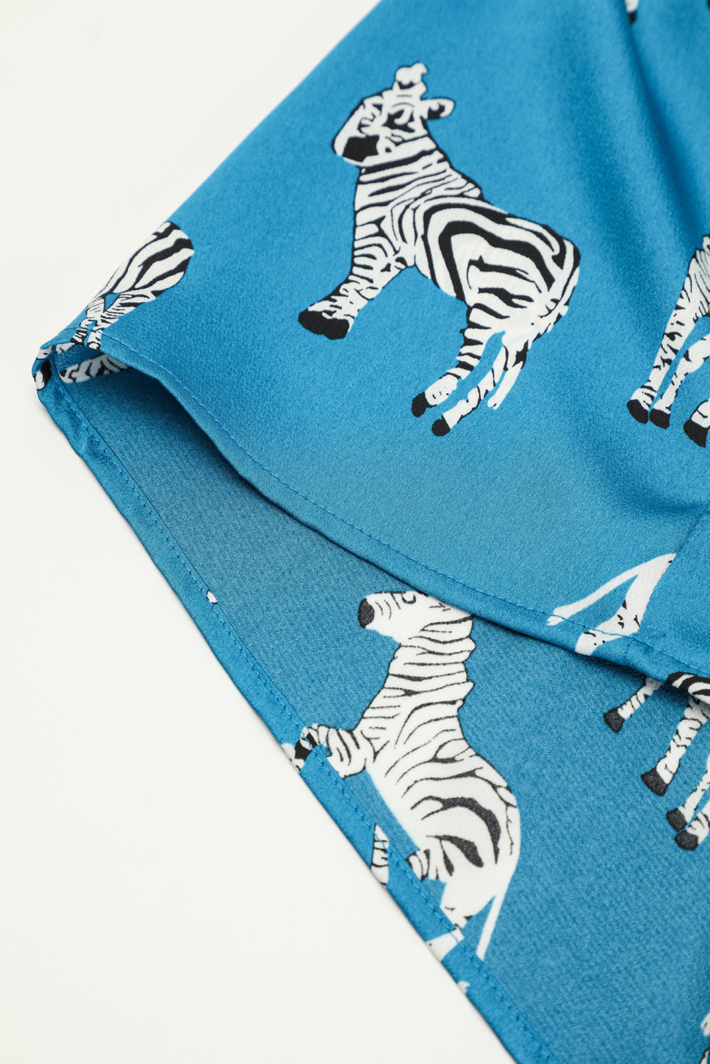 Lively Tiger Print Casual Sweatshirt