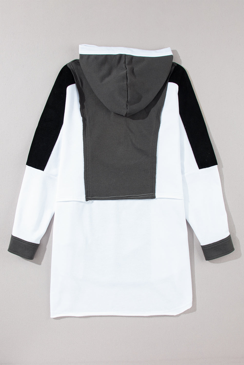Gray Color Block Exposed Seam Buttoned Neckline Hoodie