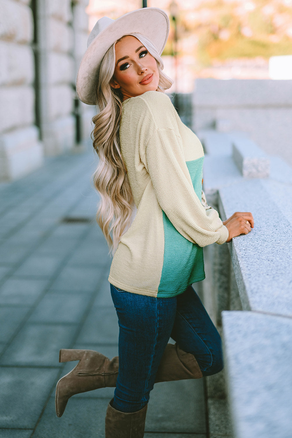 Khaki Ribbed Color Block Leopard Splicing Plus Size Top